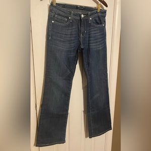 🧡4 items for $15 - Vigoss jeans. The Ritz bootcut. 030